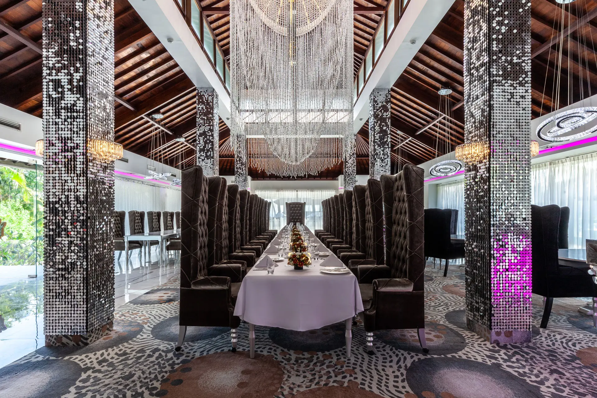 Gallery -  Restaurant & Bar  - Majesty Restaurant - Inside